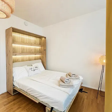 The Urban Nest Metro Line Appartement Praag