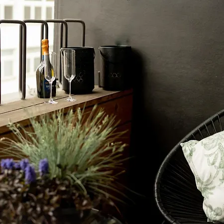 The Urban Nest Metro Line Appartement *